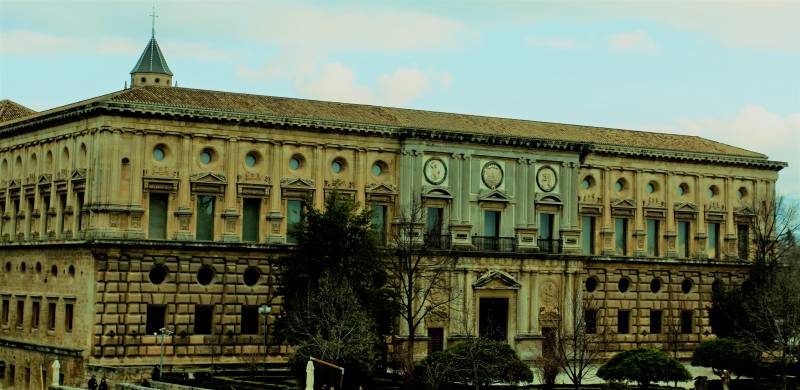 El palacio de Carlos V en la Alhambra de Granada