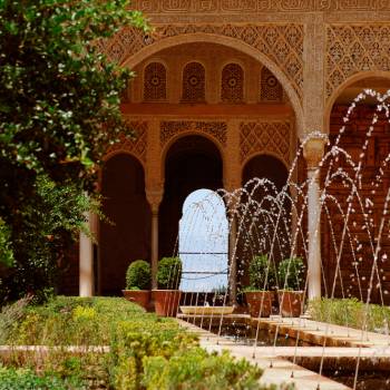 Visita de la Alhambra y Generalife incluidos Palacios Nazaríes