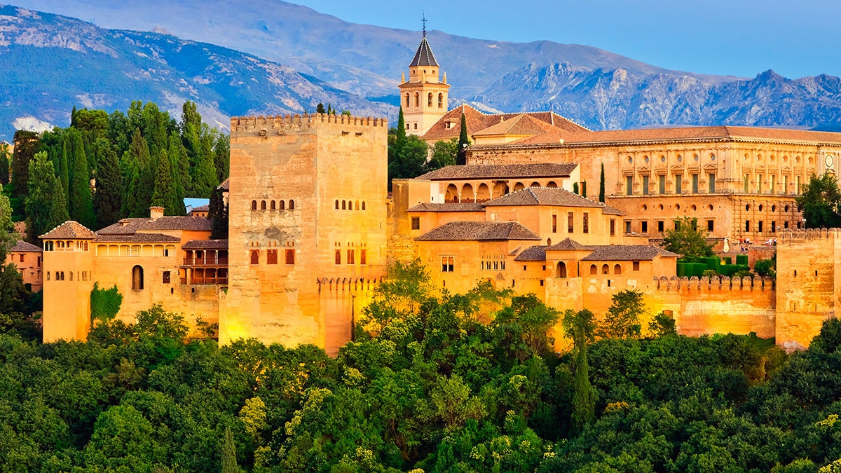 Visita guiada con entradas para La Alhambra en Granada